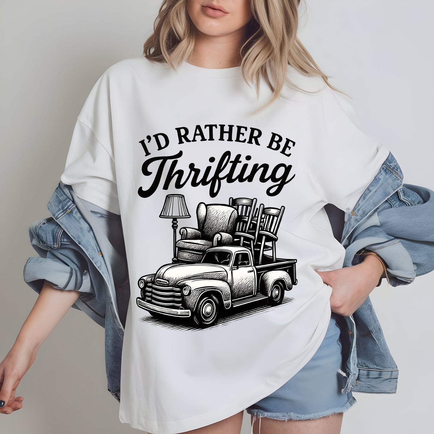 a woman wearing a t - shirt that says i'd rather be thrift